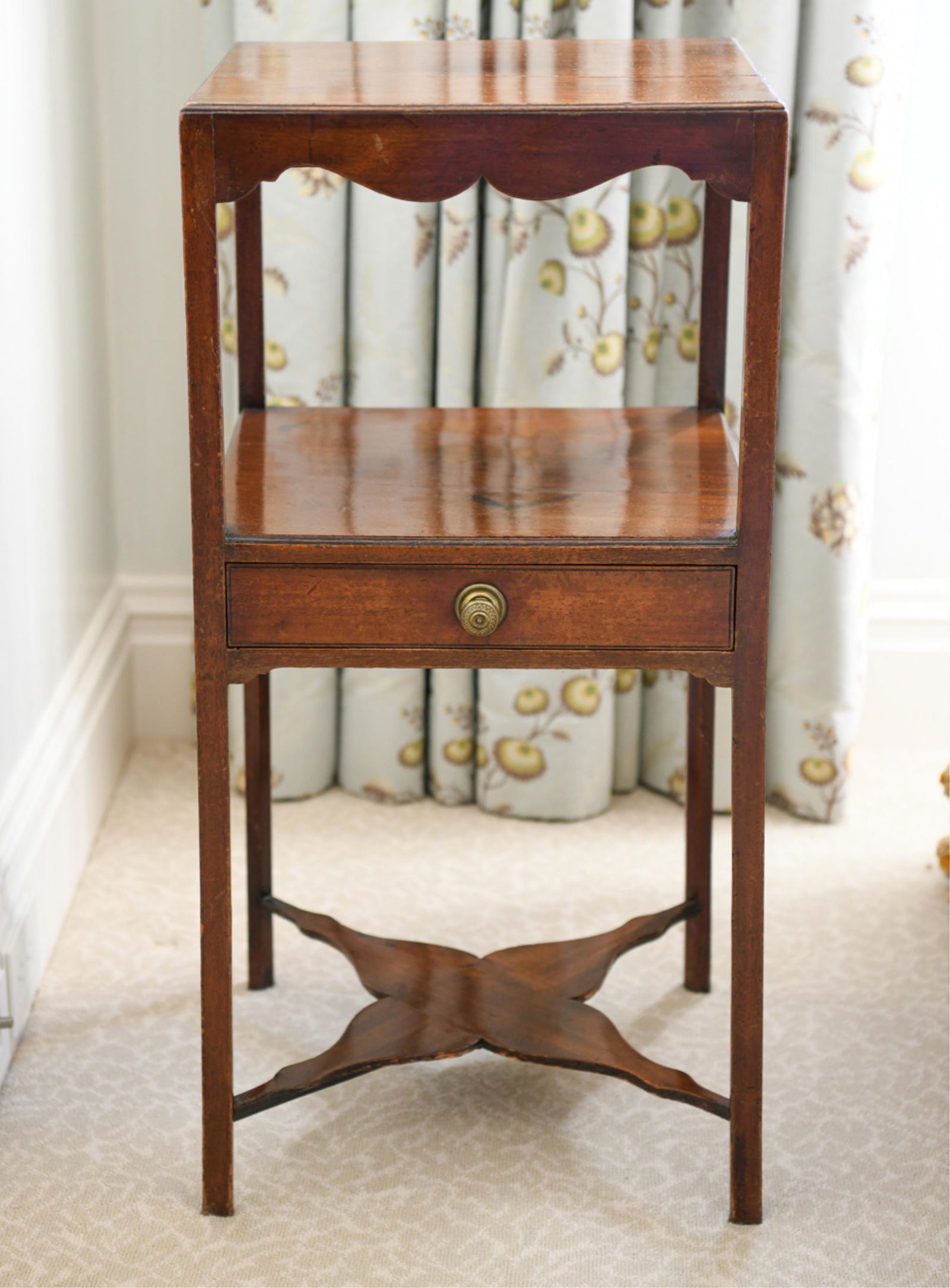 ANTIQUE TWO-TIER SIDE TABLE STAND (1 of 10)