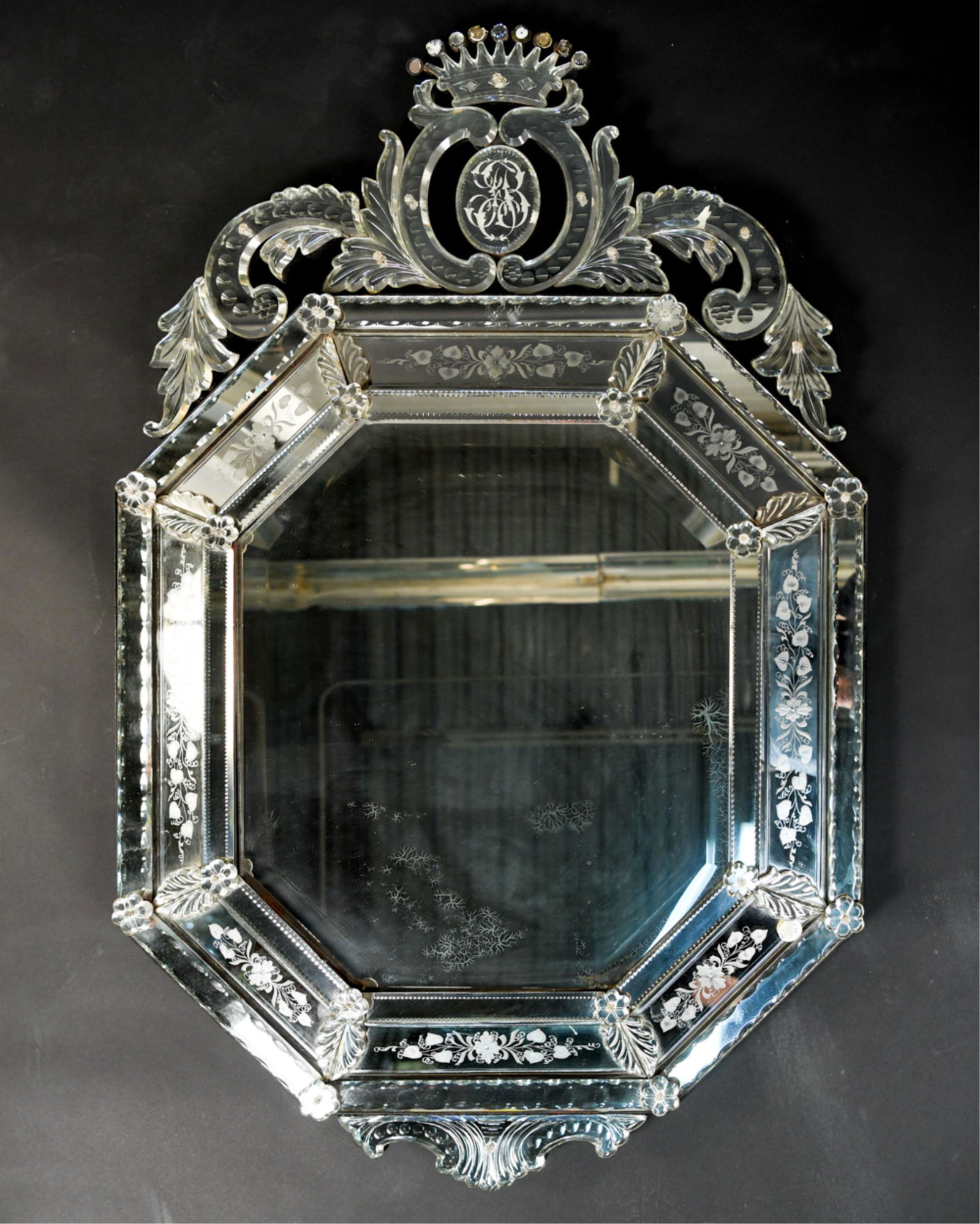 VENETIAN STYLE WALL MIRROR (1 of 14)