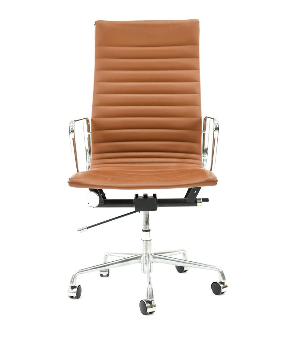 EAMES HERMAN MILLER STYLE DESK CHAIR (1 of 8)