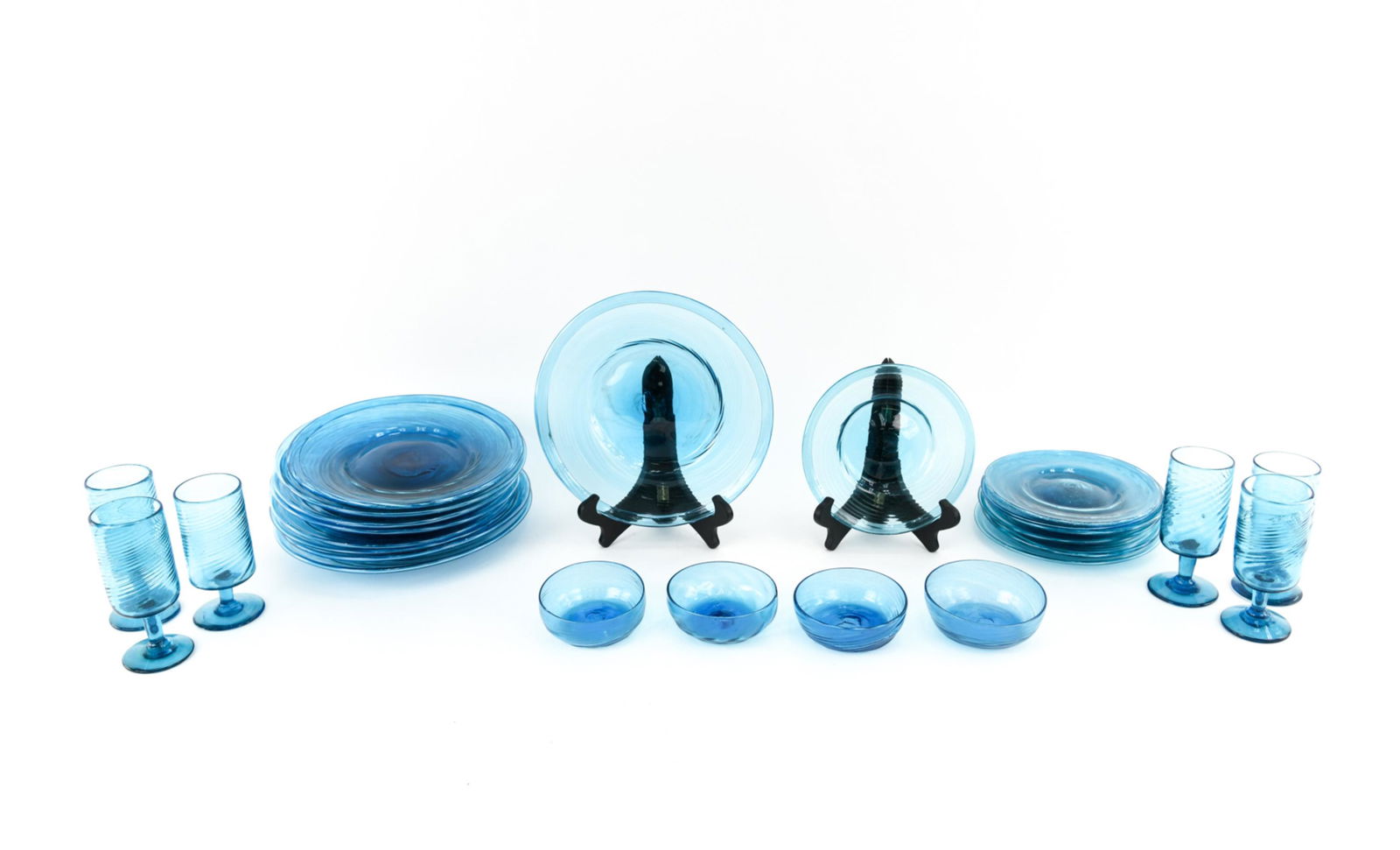 MEXICAN ART GLASS TABLEWARE GROUPING (1 of 13)