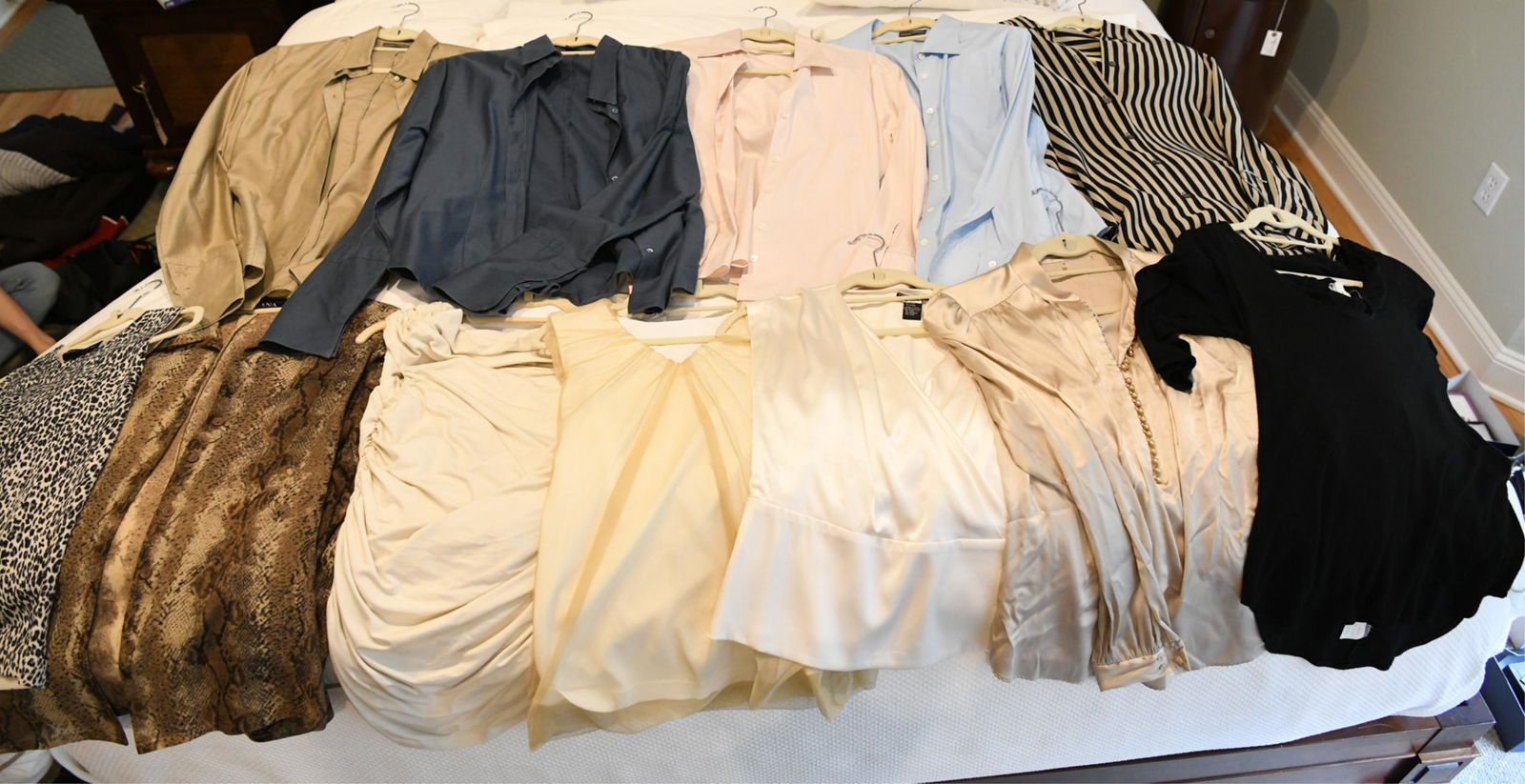 GROUPING OF LADIES DESIGNER BLOUSES (1 of 7)