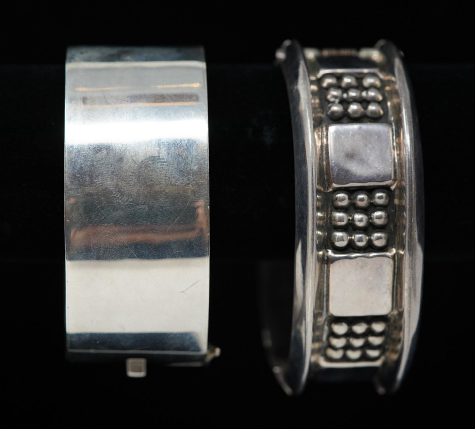 (2) HEAVY MODERNIST STERLING SILVER BANGLES (1 of 5)