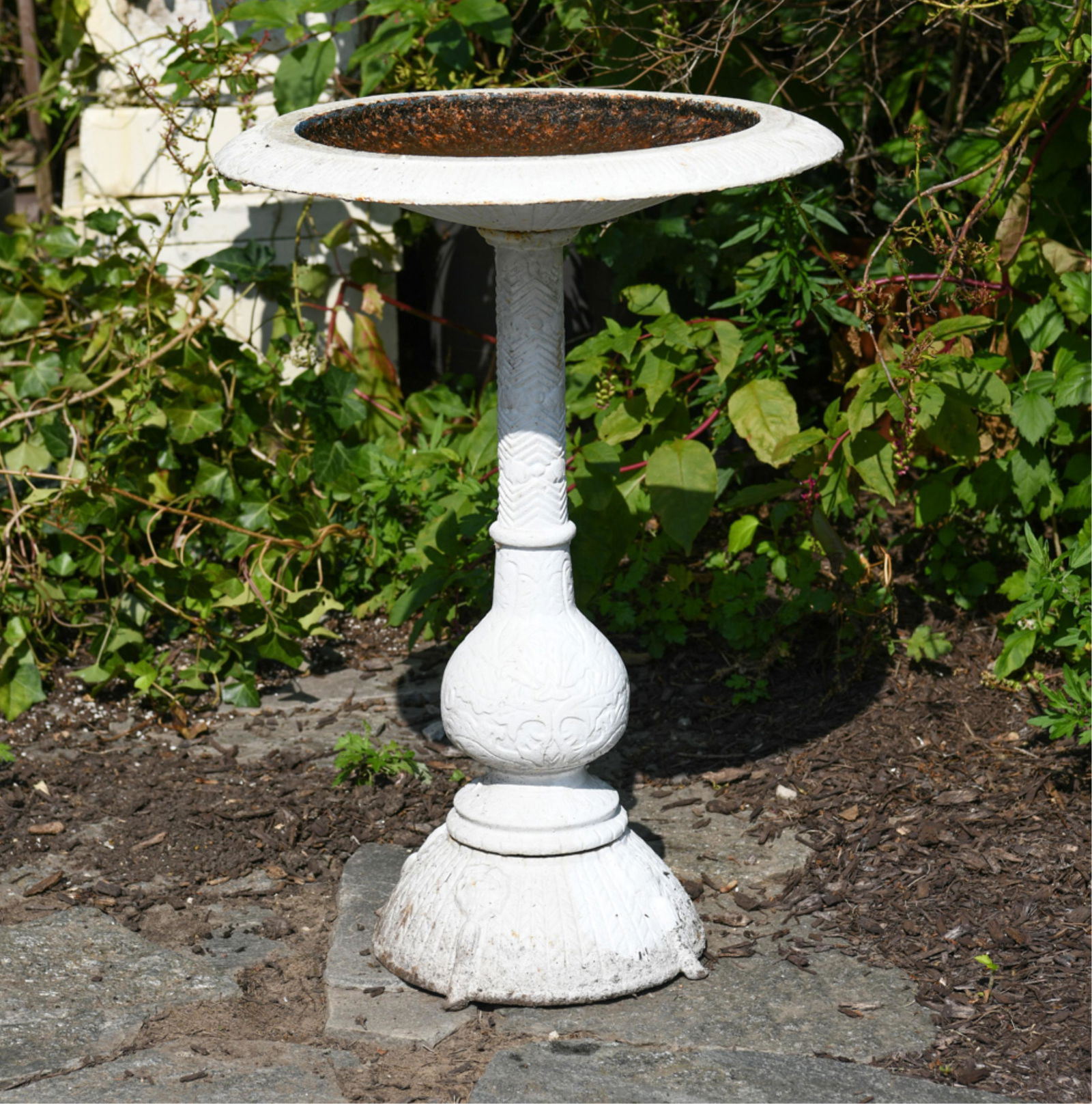 CAST IRON BIRDBATH (1 of 6)