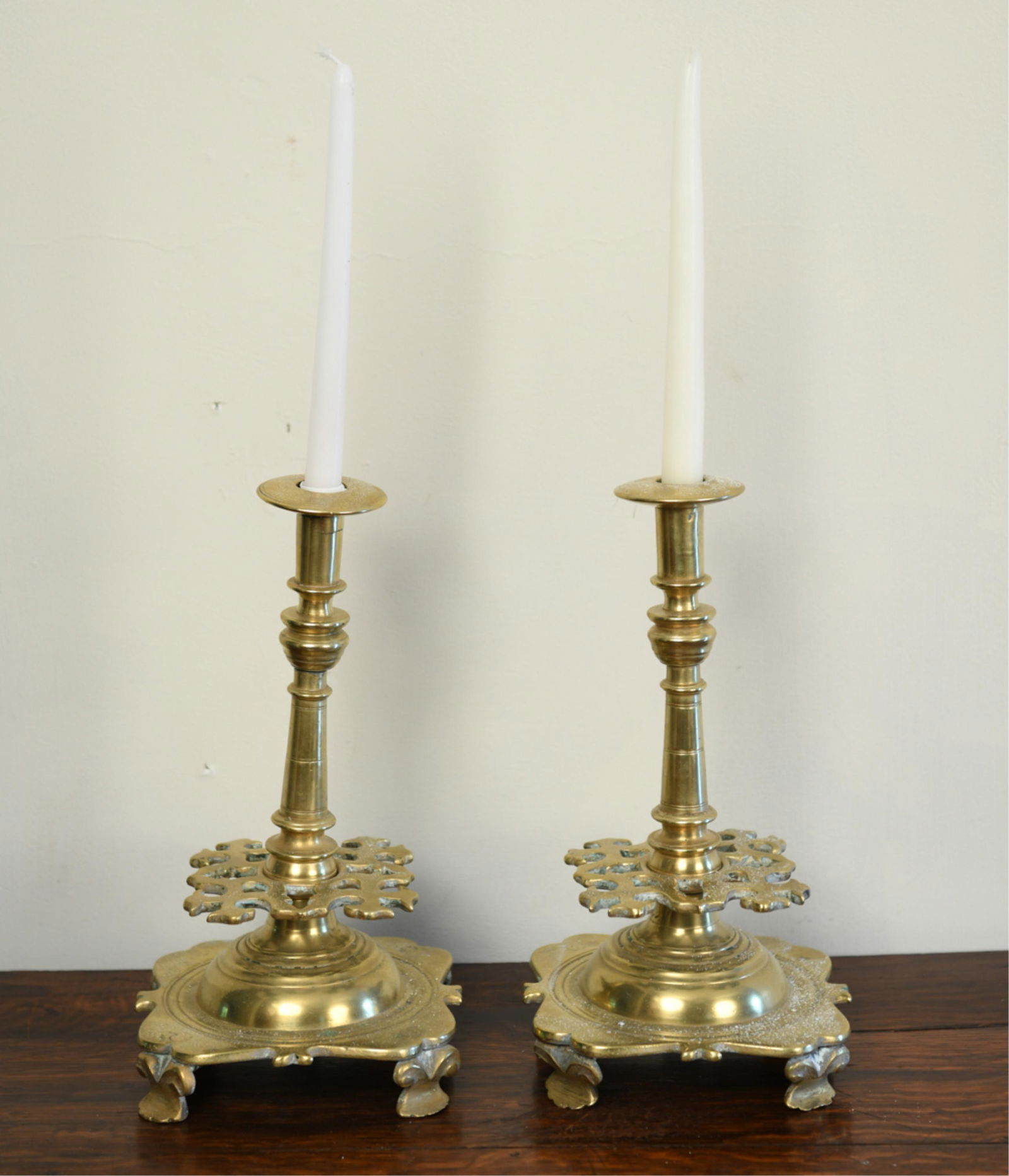 18TH CENTURY DUTCH BRASS CANDLESTICKS (1 of 8)