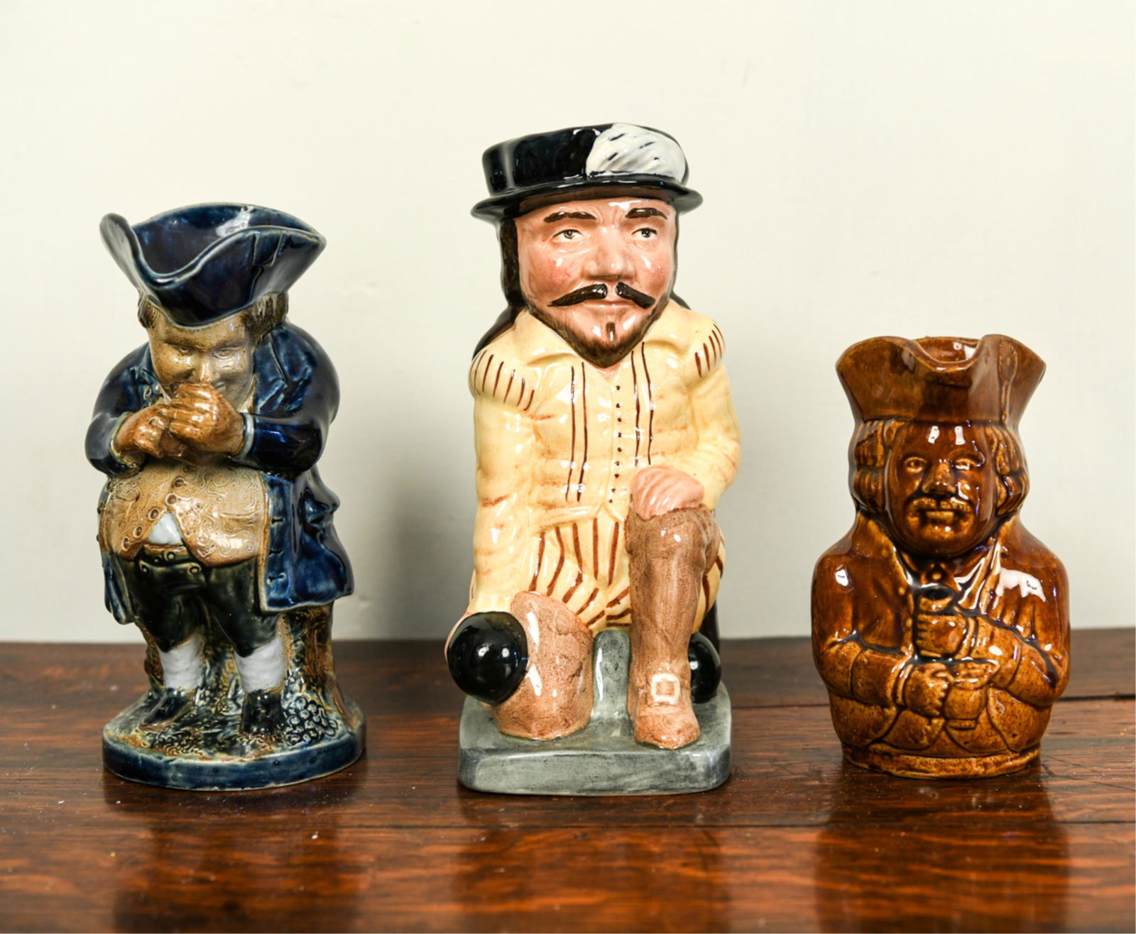 FIGURAL TOBY STYLE CERAMIC MUGS (1 of 11)