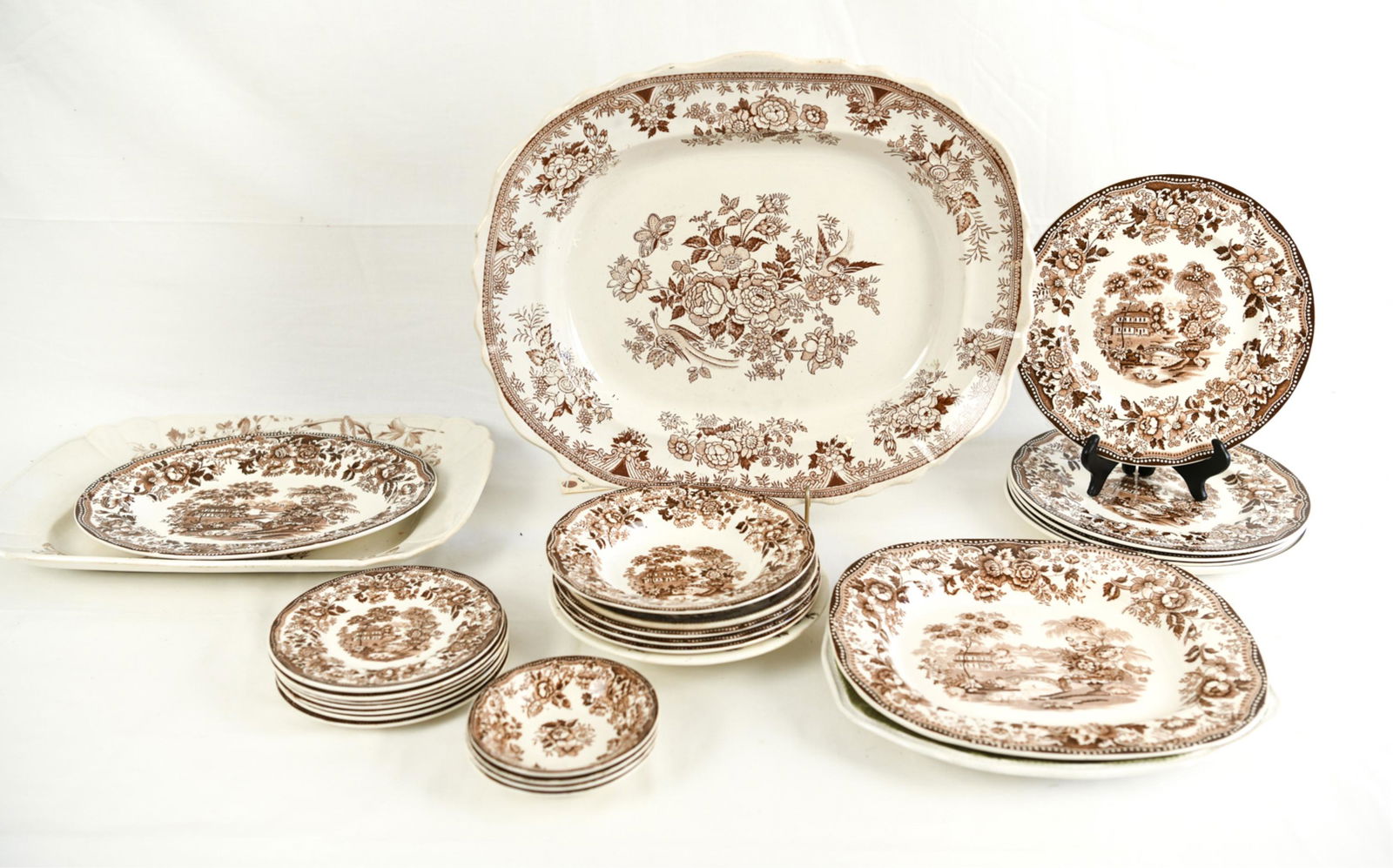 GROUPING OF CLARICE CLIFF TRANSFERWARE (1 of 20)