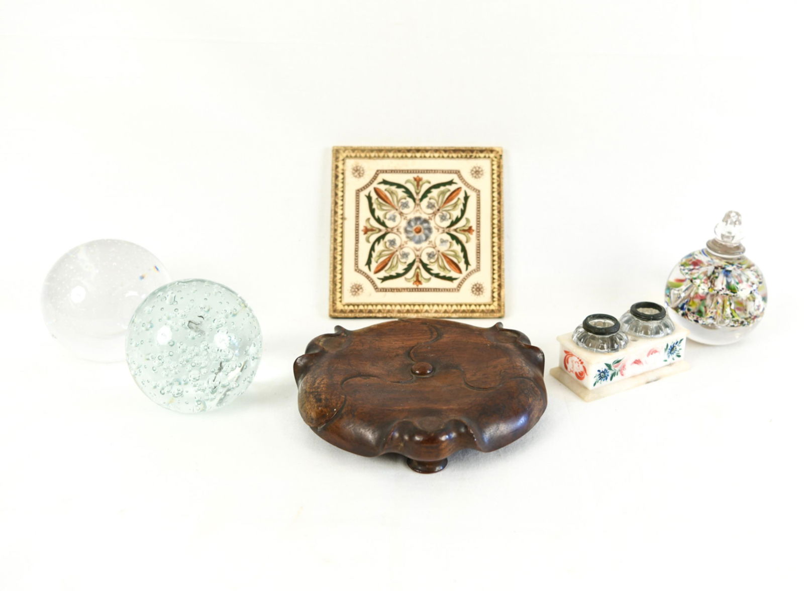 DECORATIVE GROUPING (1 of 9)