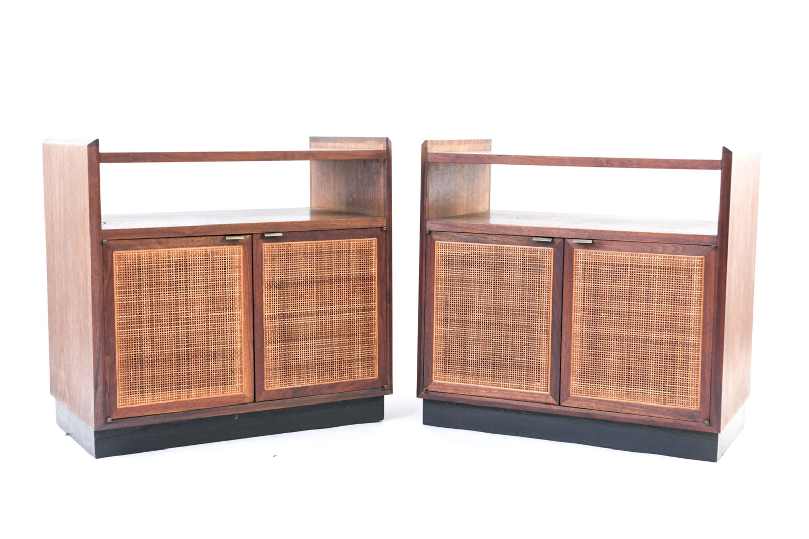 PAIR OF JACK CARTWRIGHT FOR FOUNDERS CABINETS (1 of 15)