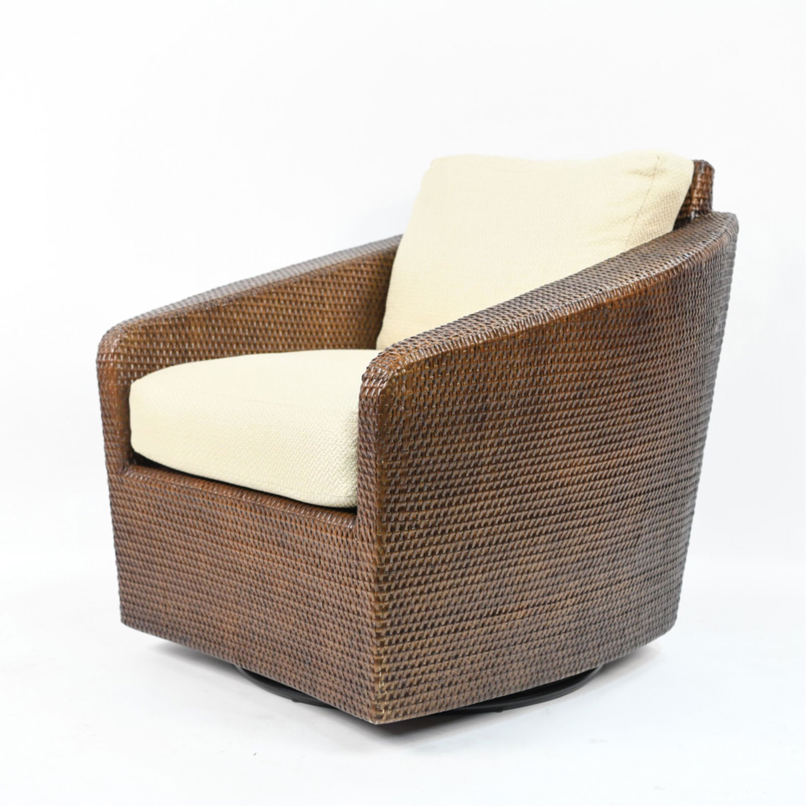 DONGHIA WICKER LOUNGE CHAIR (1 of 17)