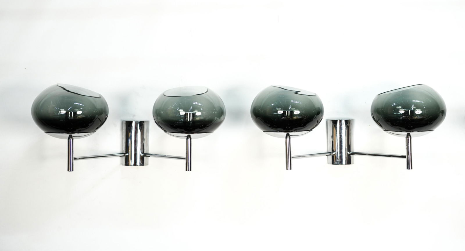 PAIR DONGHIA RENALDO 2-ARM ITALIAN GLASS SCONCES (1 of 9)