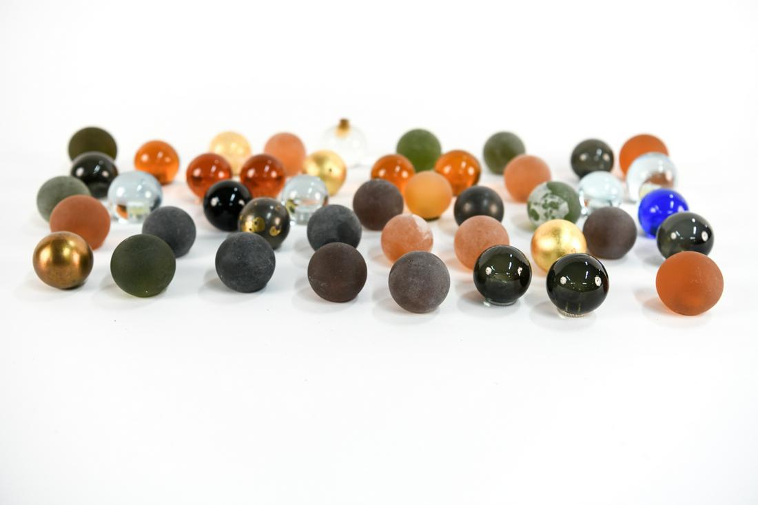 GROUPING OF DONGHIA ITALIAN GLASS LAMP FINIALS (1 of 18)