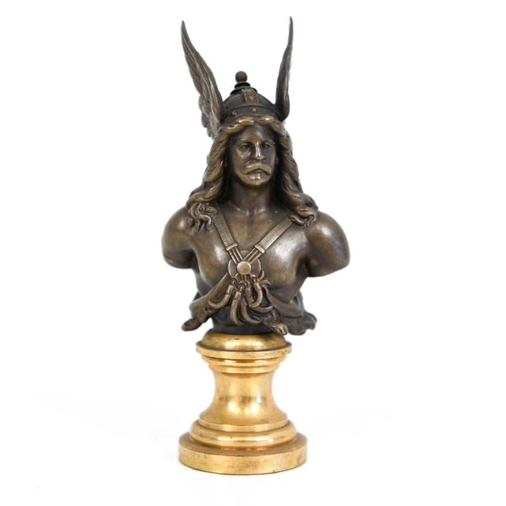 19TH C. BRONZE WARRIOR SCULPTURE (1 of 9)