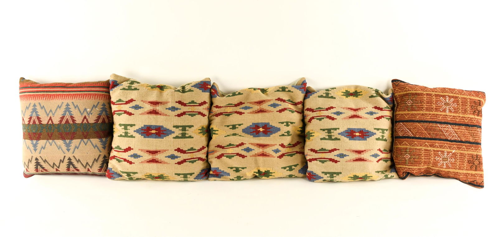 (5) PILLOW GROUPING (1 of 5)