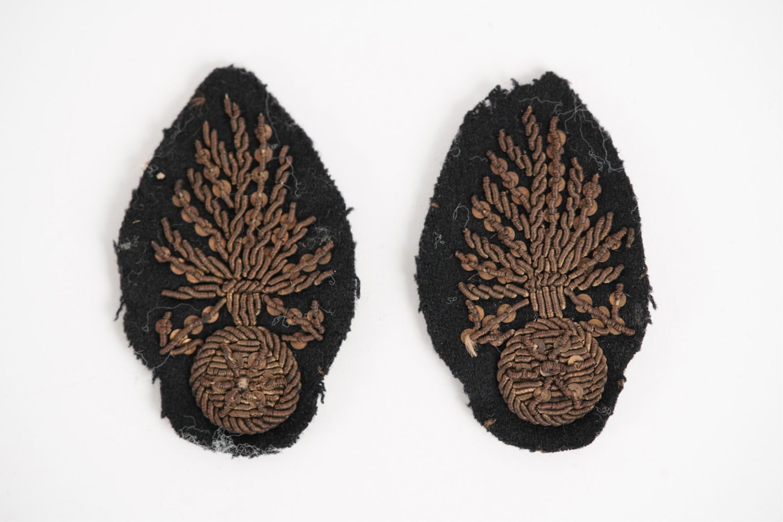 (2) CIVIL WAR SHOULDER PATCHES (1 of 12)