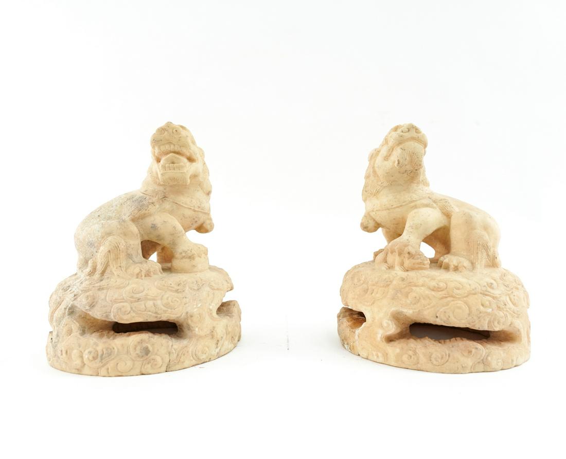 PAIR OF CHINESE CARVED STONE FOO DOGS (1 of 18)