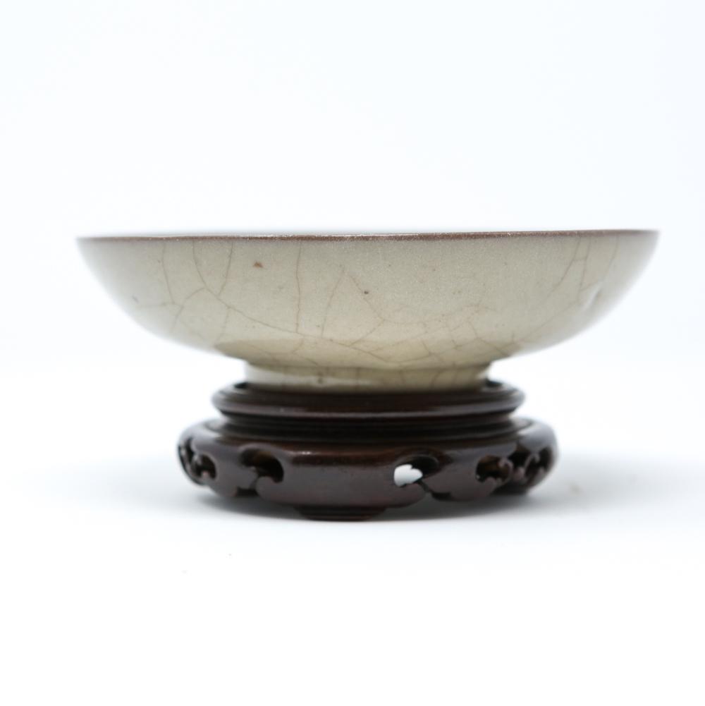 CHINESE CERAMIC BOWL AND STAND (1 of 9)