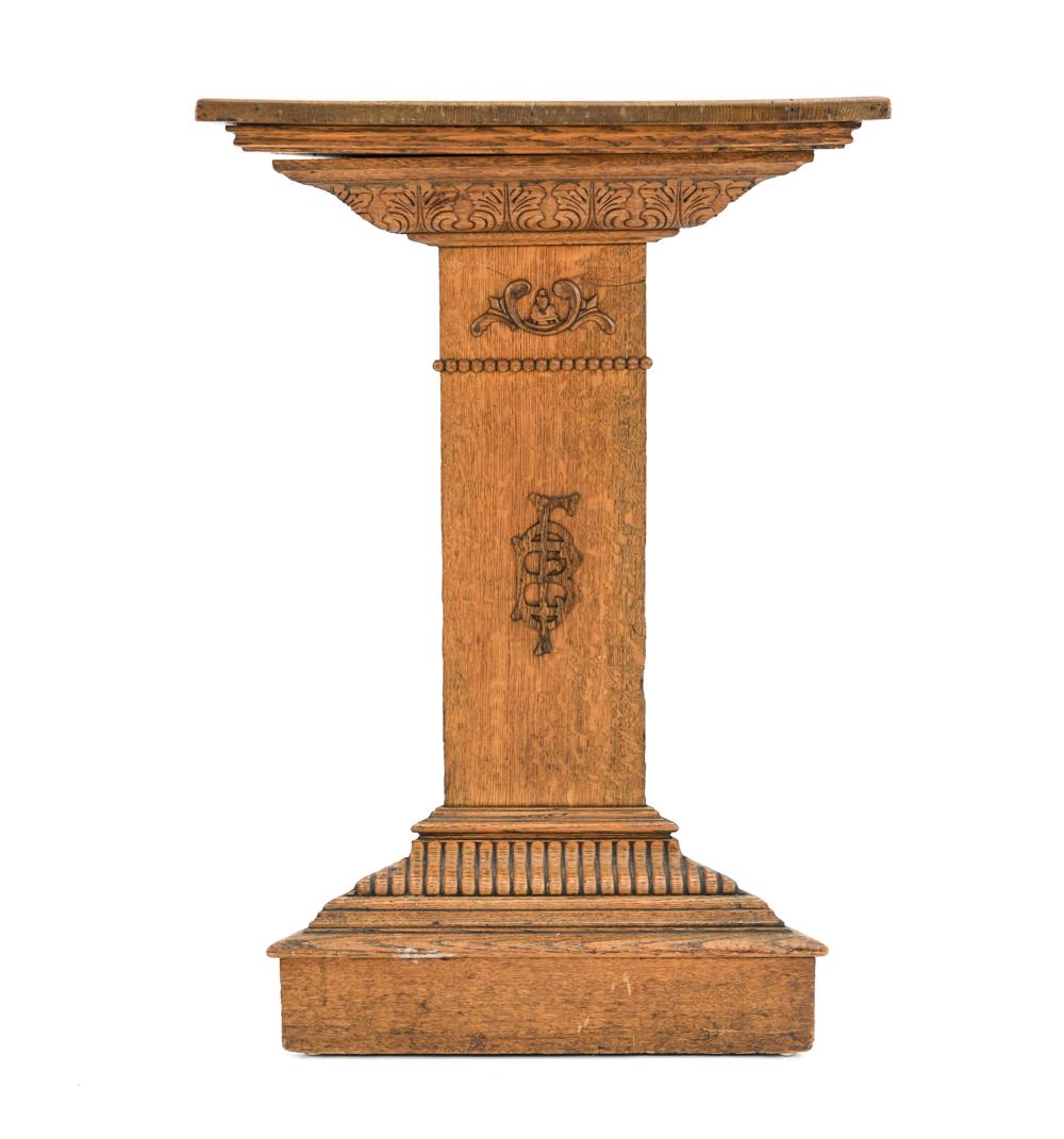 VICTORIAN OAK PEDESTAL (1 of 15)