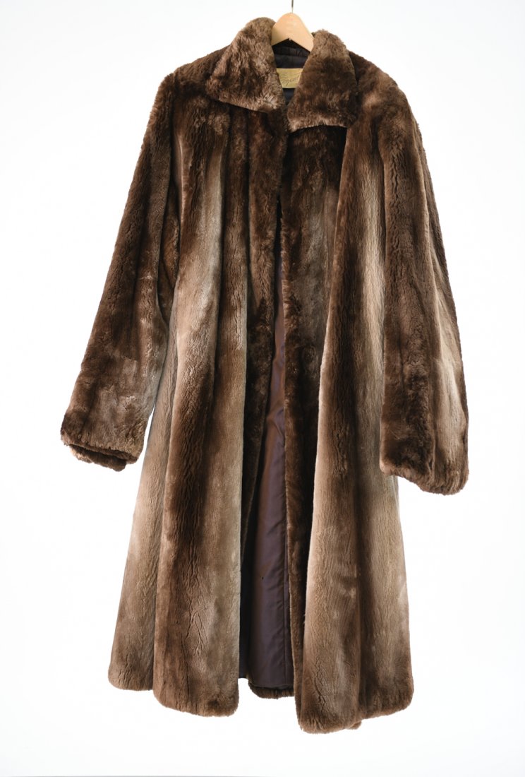FULL LENGTH SHEARED FUR COAT (1 of 12)