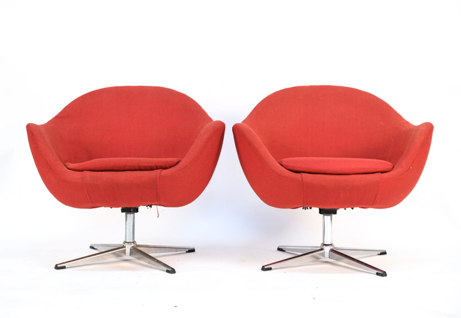 PAIR OF OVERMAN STYLE POD CHAIRS (1 of 10)