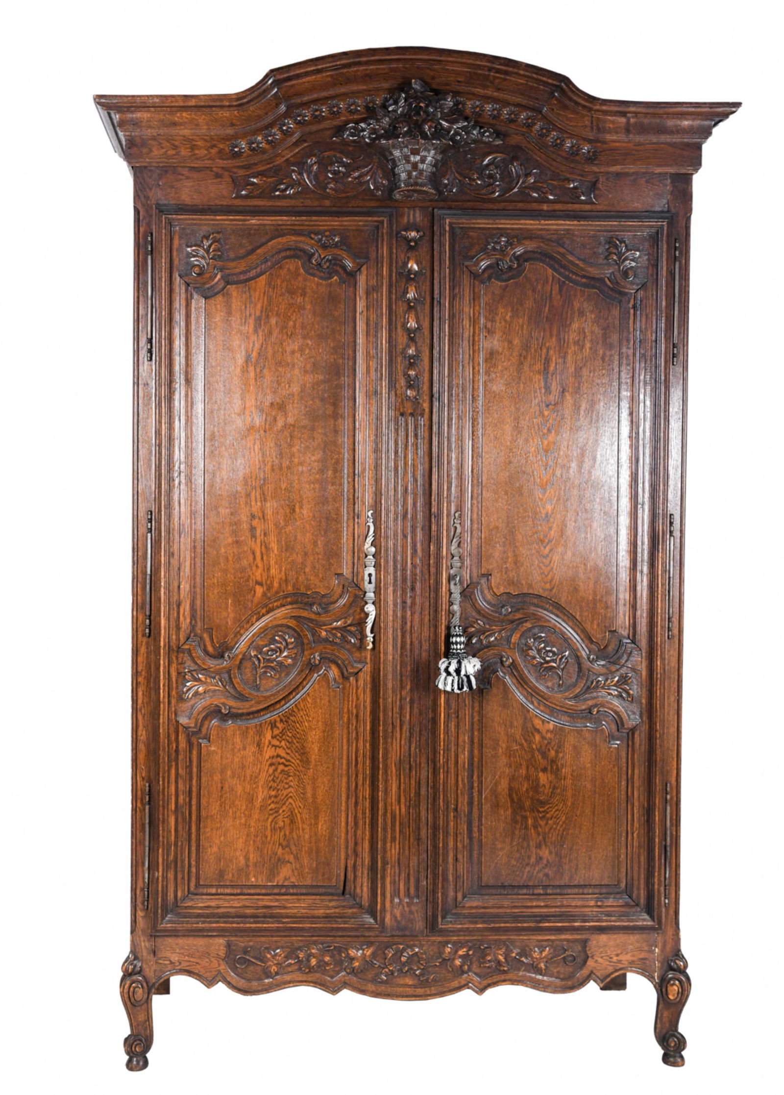 LARGE ANTIQUE FRENCH ARMOIRE (1 of 14)