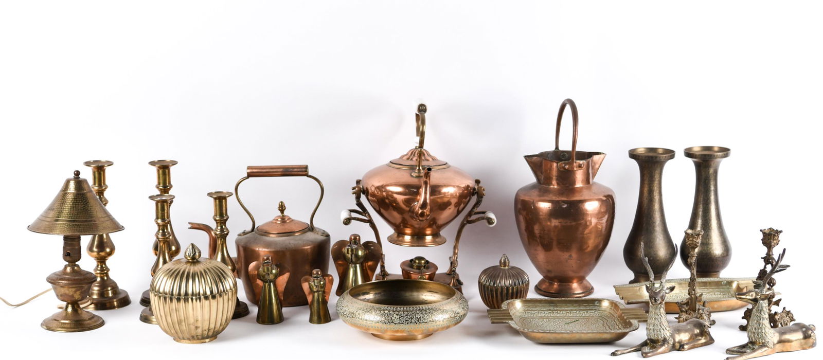 METALWARE GROUPING INCL. BRASS CANDLESTICKS (1 of 15)