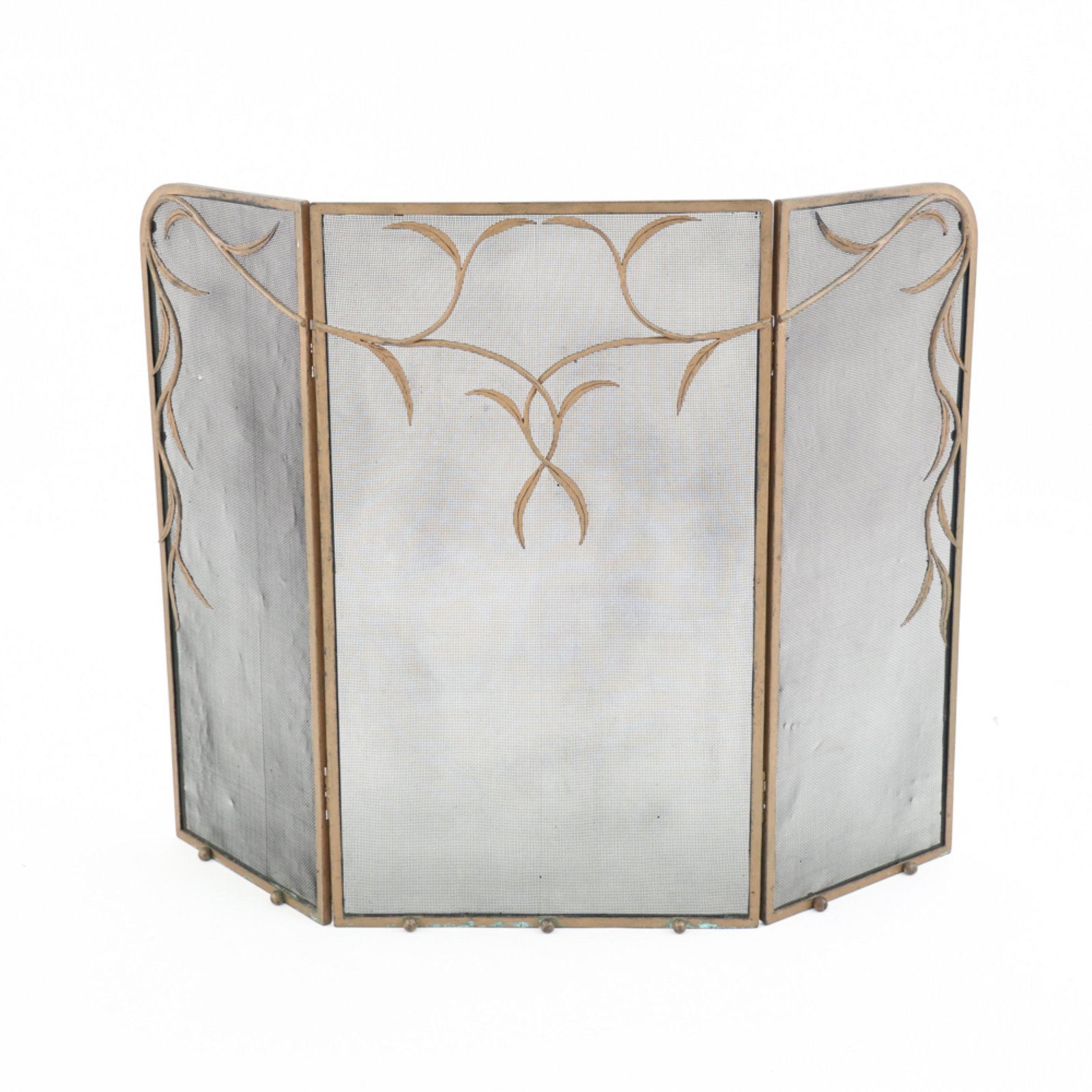 FIRE SCREEN: Dimensions: (Folded) H 33" x W 19.25" x D 3" Condition: Signs of use.