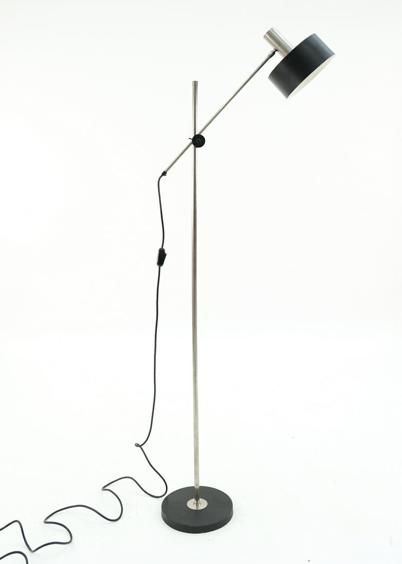 KOCH + LOWY MID-CENTURY ARTICULATING FLOOR LAMP (1 of 12)