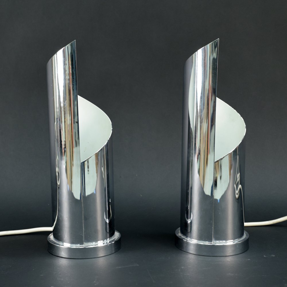 PAIR OF MID-CENTURY CHROME RIBBON FORM TABLE LAMPS (1 of 14)
