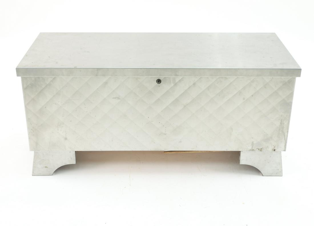 LANE METAL CLAD CEDAR CHEST (1 of 16)