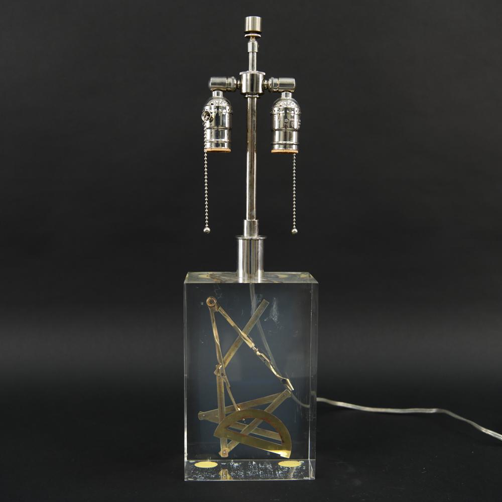 T. WINTREBEAT 1980S RESIN TABLE LAMP (1 of 11)