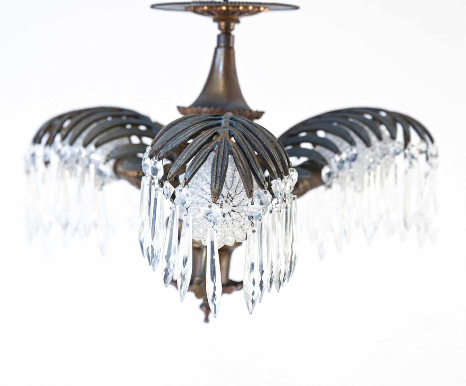 ANTIQUE ART NOUVEAU PALM FROND CRYSTAL CHANDELIER (1 of 17)