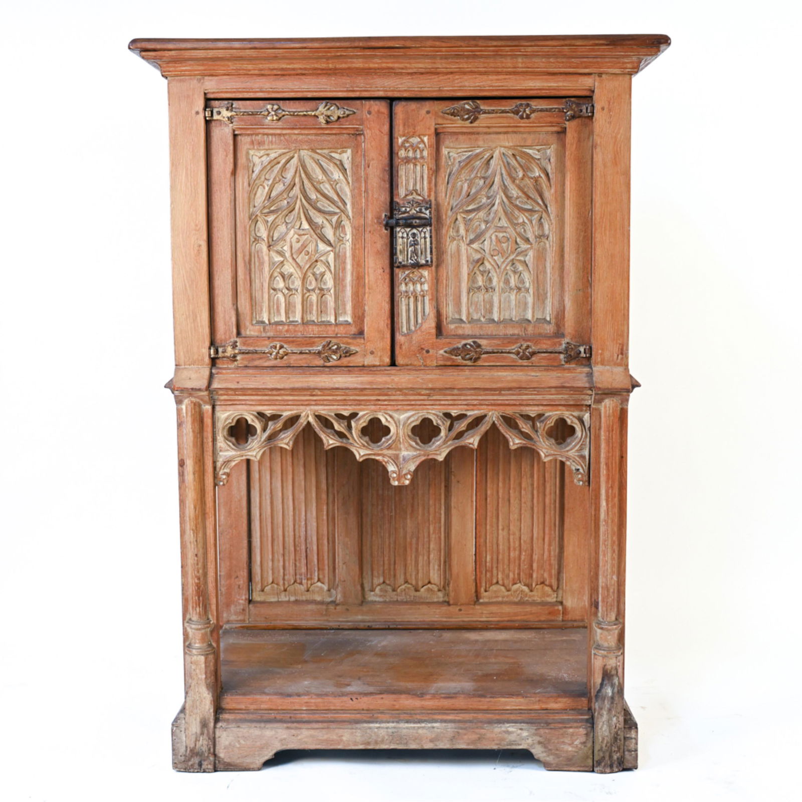 GOTHIC STYLE CARVED CABINET (1 of 20)