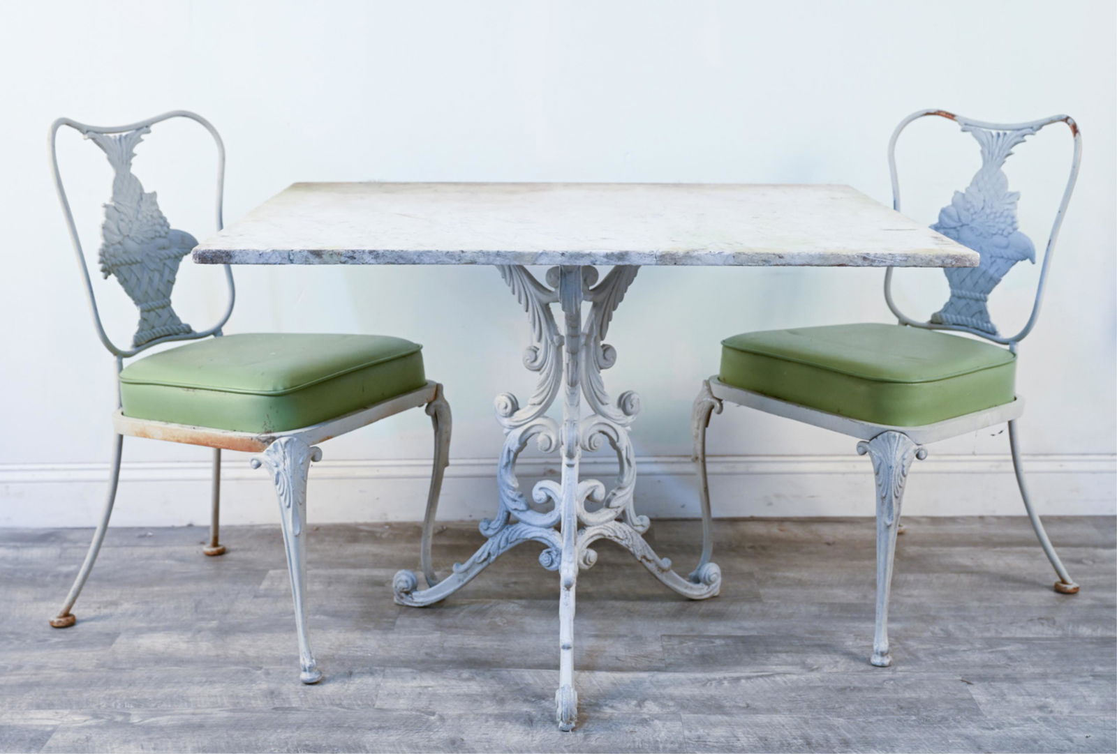 WOODARDS IRON PATIO TABLE AND CHAIR SET (1 of 20)