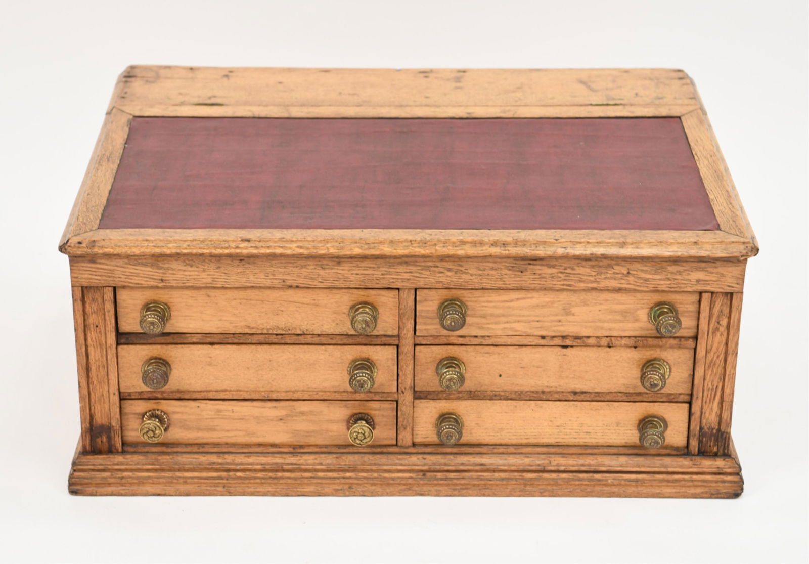 19TH CENTURY OAK COUNTERTOP DESK / DISPLAY CABINET (1 of 18)