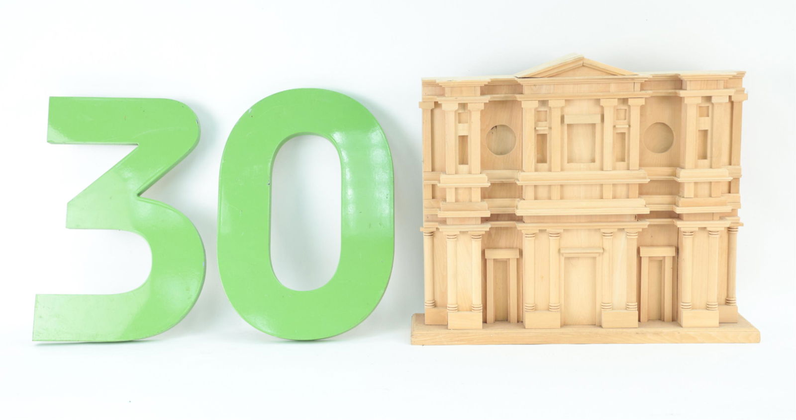 DECORATIVE WOODEN GROUPING (1 of 19)