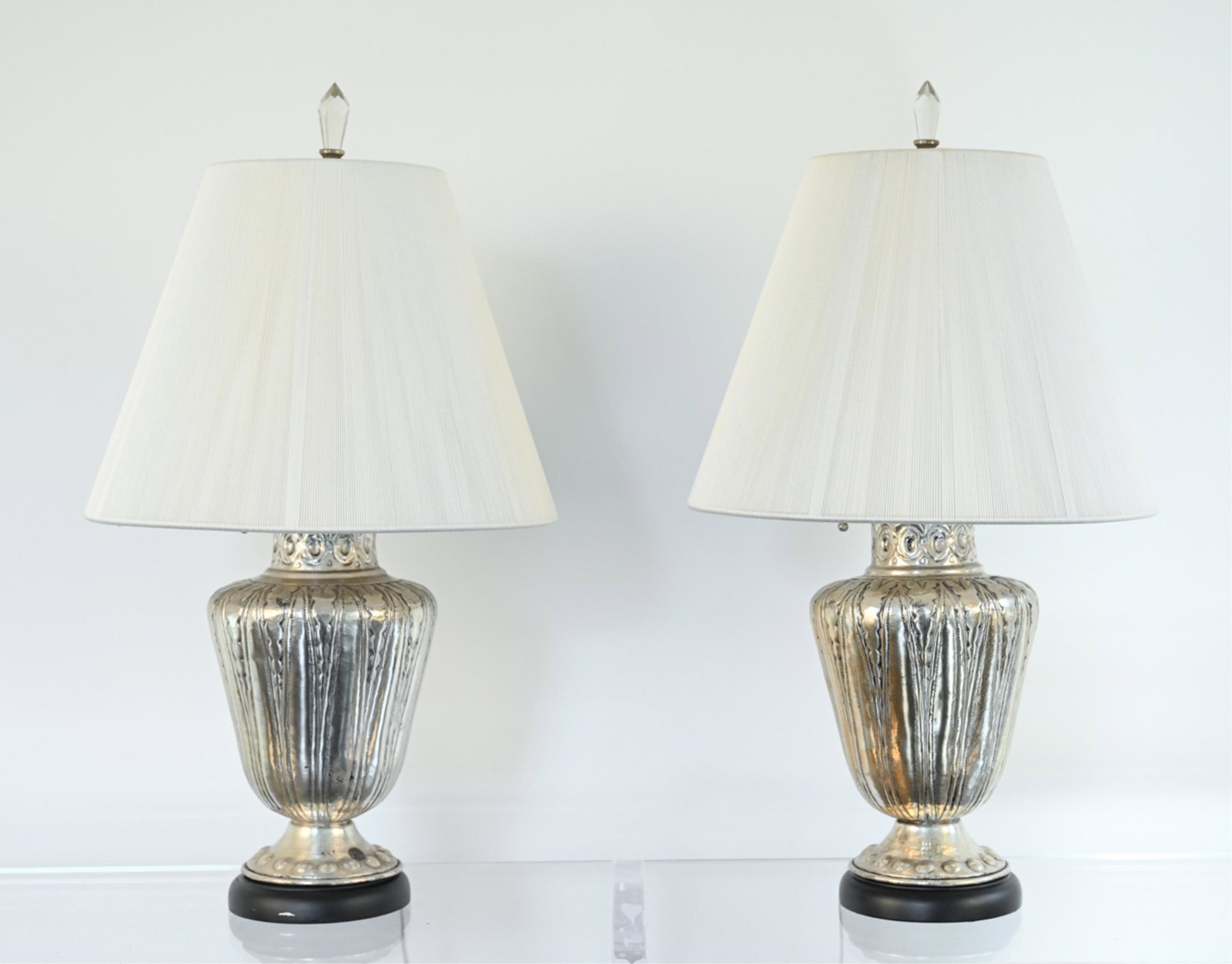 PAIR OF SILVERPLATE TABLE LAMPS (1 of 13)