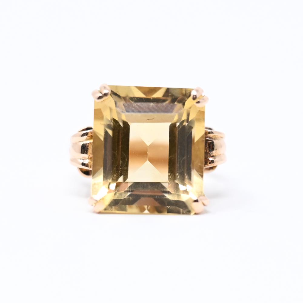 CITRINE AND 14K GOLD COCKTAIL RING (1 of 9)