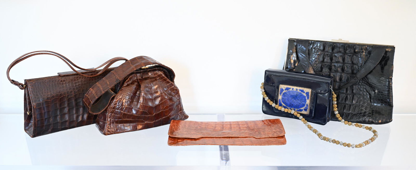 GROUPING OF (5) FINE VINTAGE BAGS INCL. KORET (1 of 20)