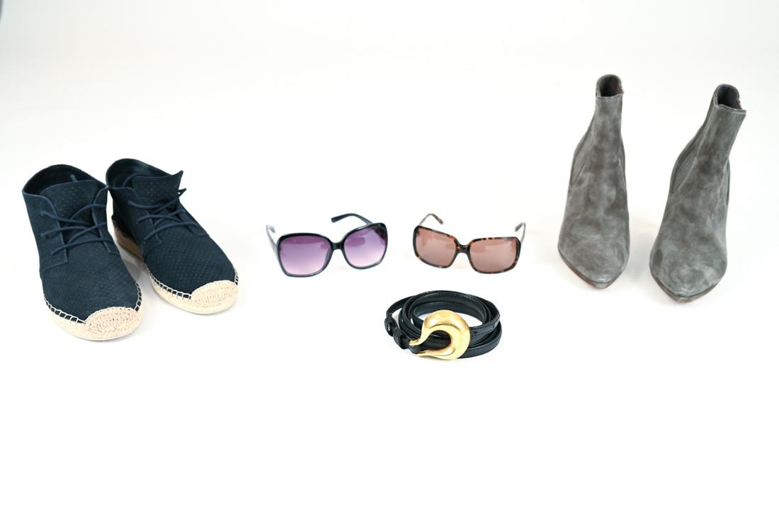 GROUPING OF DESIGNER SHOES & ACCESSORIES (1 of 13)