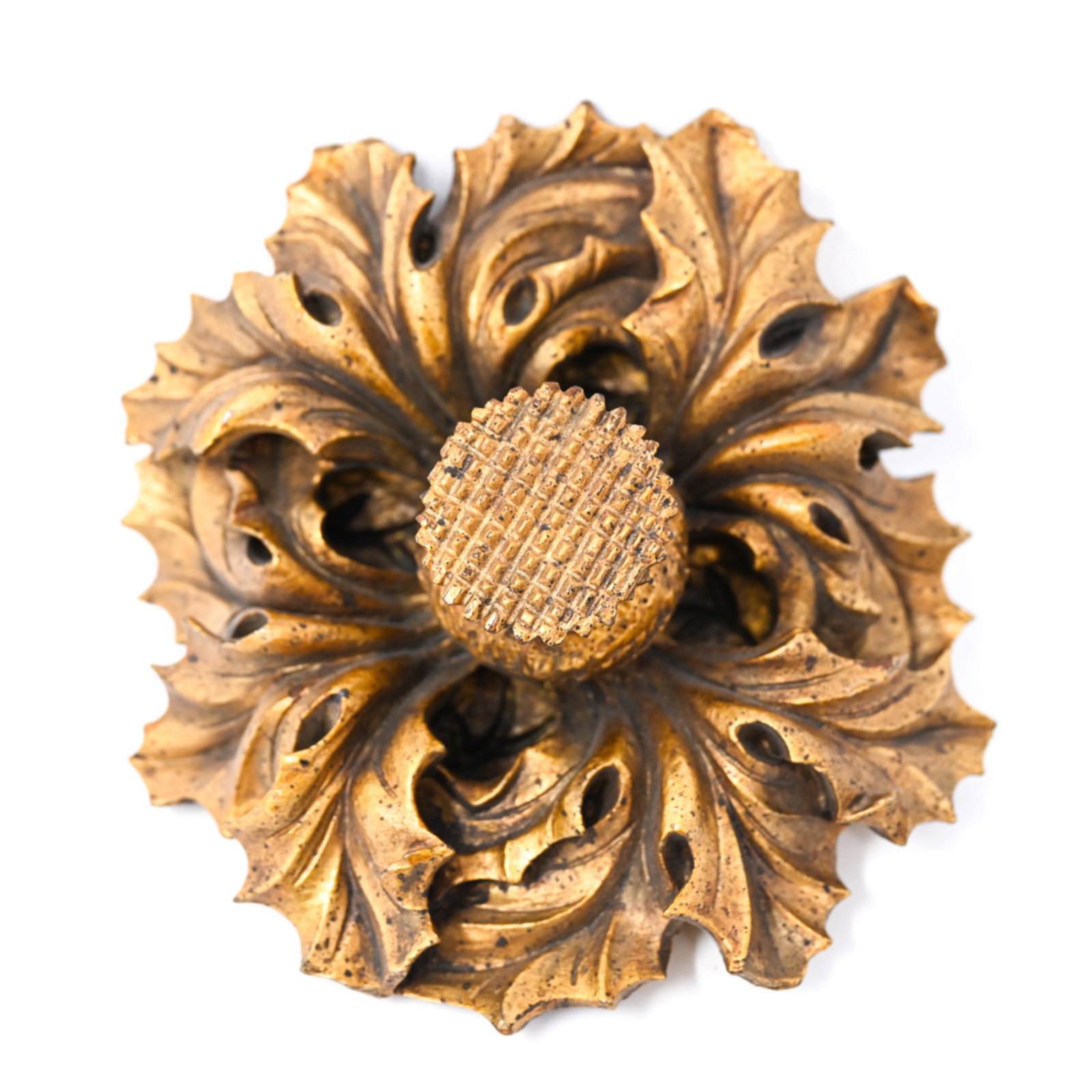 FAUX GILDED CARVED SCOTTISH THISTLE DECORATION (1 of 10)