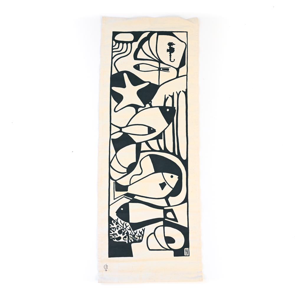 SMALL FISH PATTERN TAPESTRY (1 of 10)