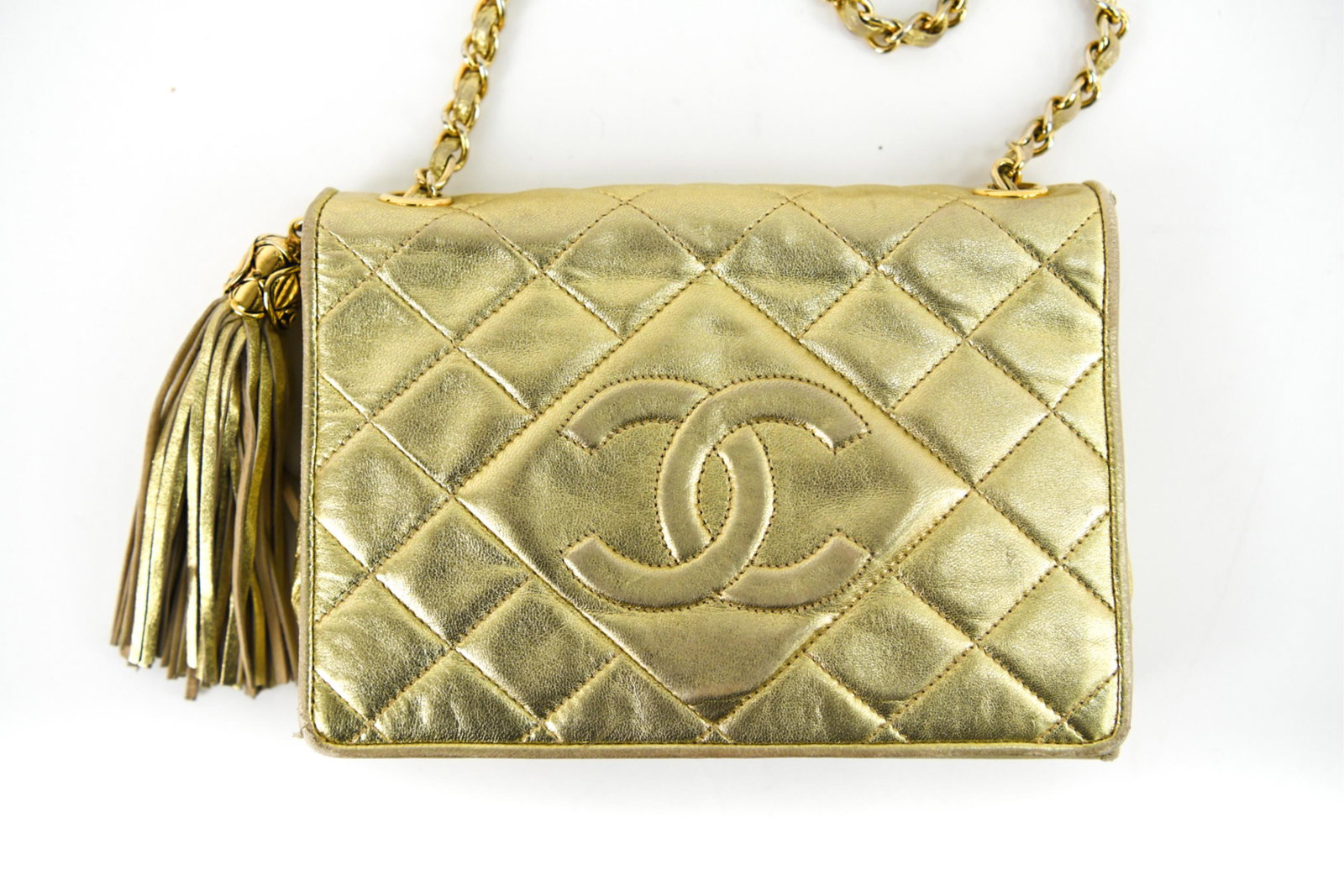 CHANEL GOLD QUILTED LEATHER CONVERTIBLE CLUTCH BAG (1 of 11)
