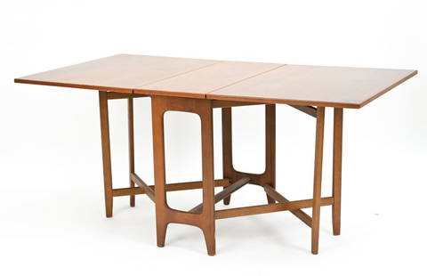 GATE LEG DINING ROOM TABLE KLEPPE MOBELFABRIK A.S: Manufactured in Norway. Designed by Bendt Winge Ca. 1980. Marked underneath: Made in Norway. Dimensions: (Closed) H 29" x W 34.75" x D 13.5", (Each drop leaf) D 25" Condition: Wear consistent with age