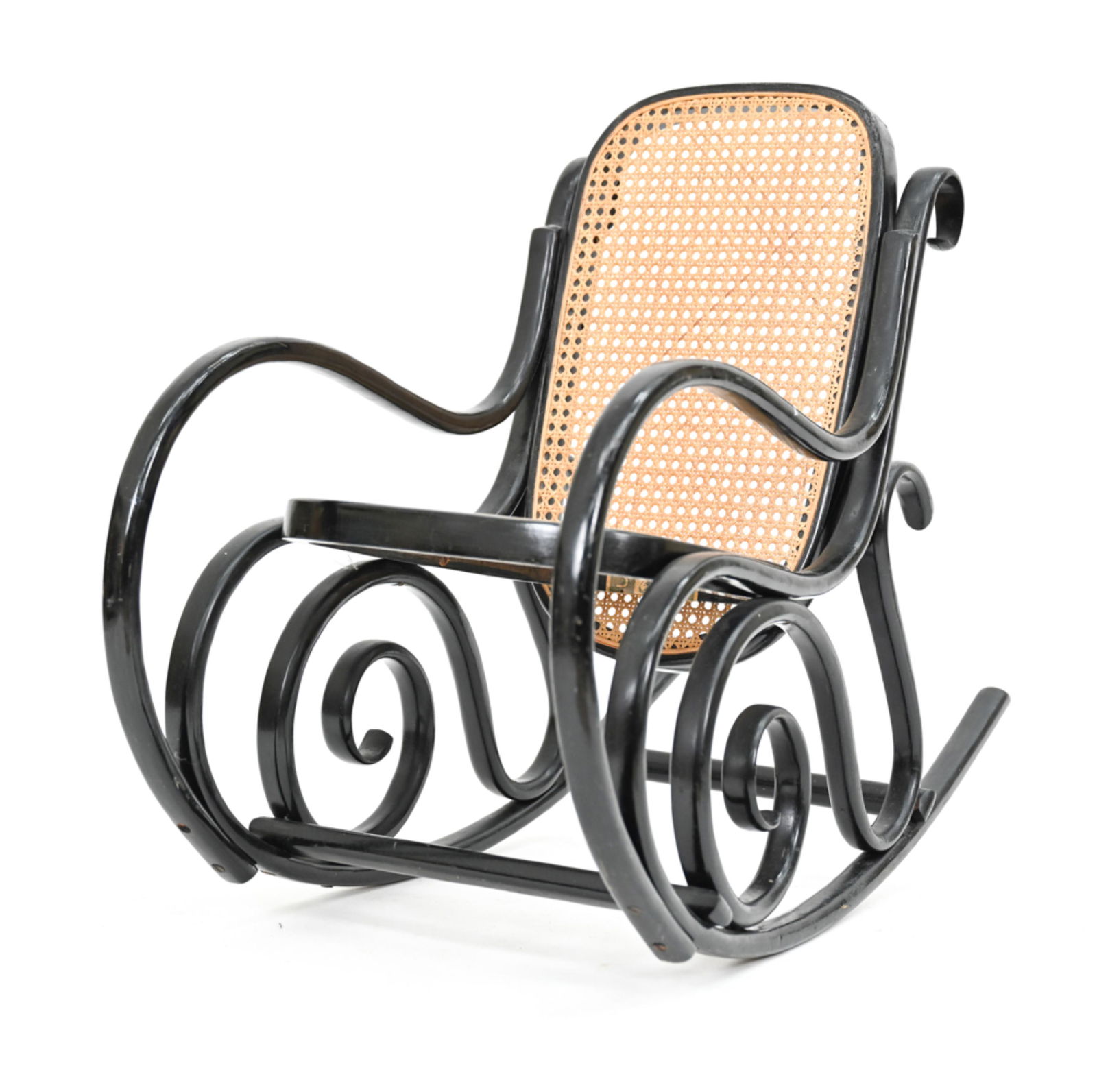 VINTAGE THONET STYLE BENTWOOD CHILD'S ROCKER (1 of 15)