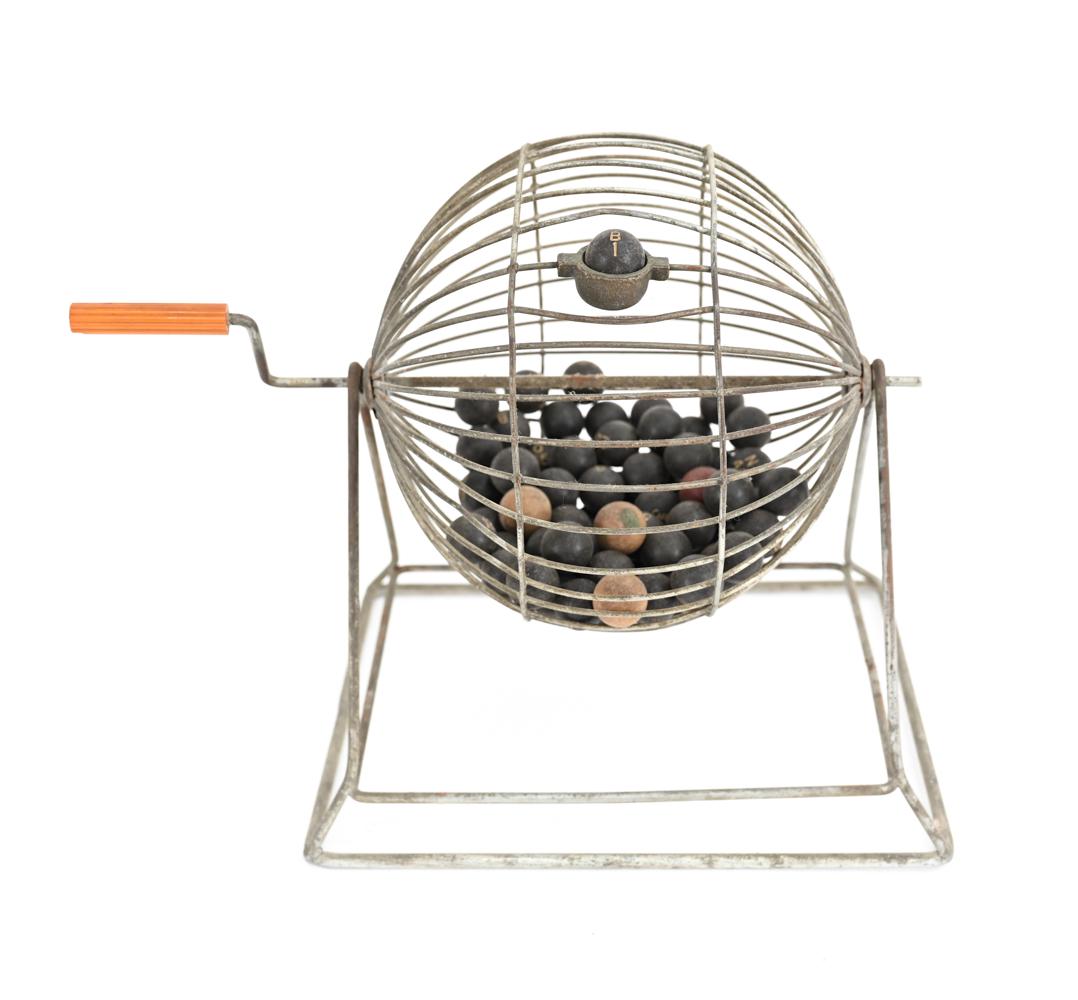 MID-CENTURY WIRE BINGO CAGE SET W/ BAKELITE HANDLE (1 of 12)