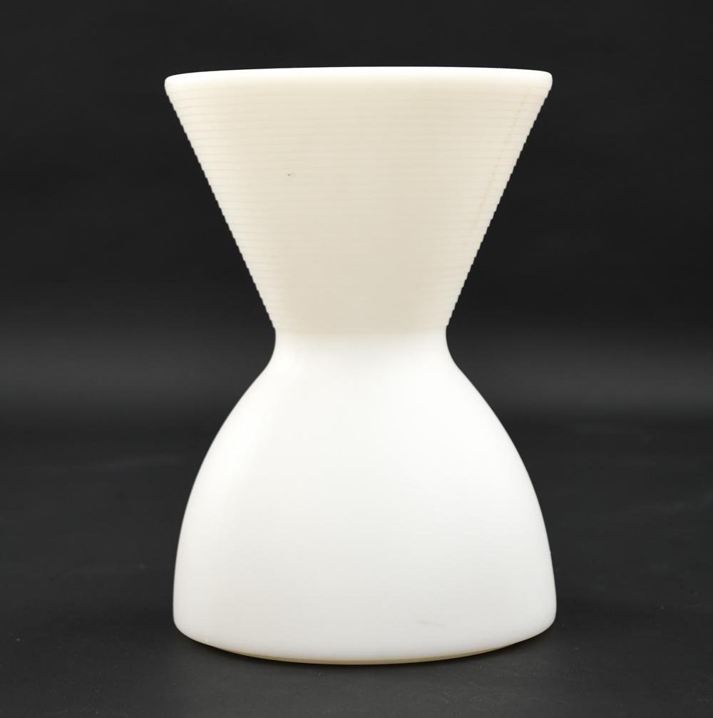 PLASTIC LIGHT SPEAKER (1 of 6)