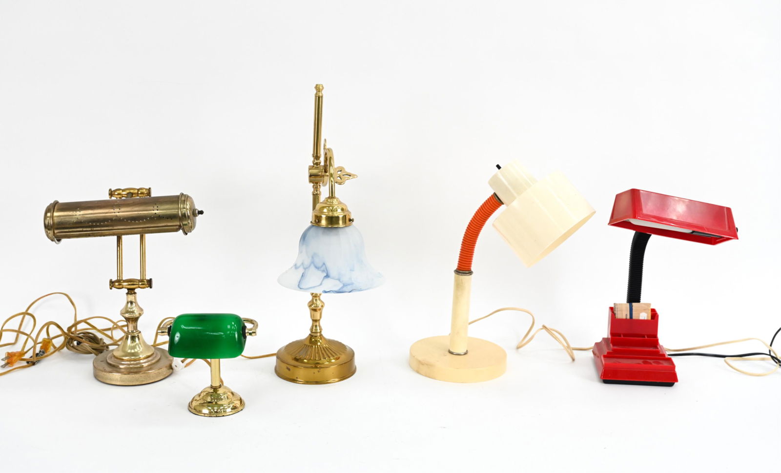 GROUPING OF MODERN TABLE LAMPS (1 of 11)