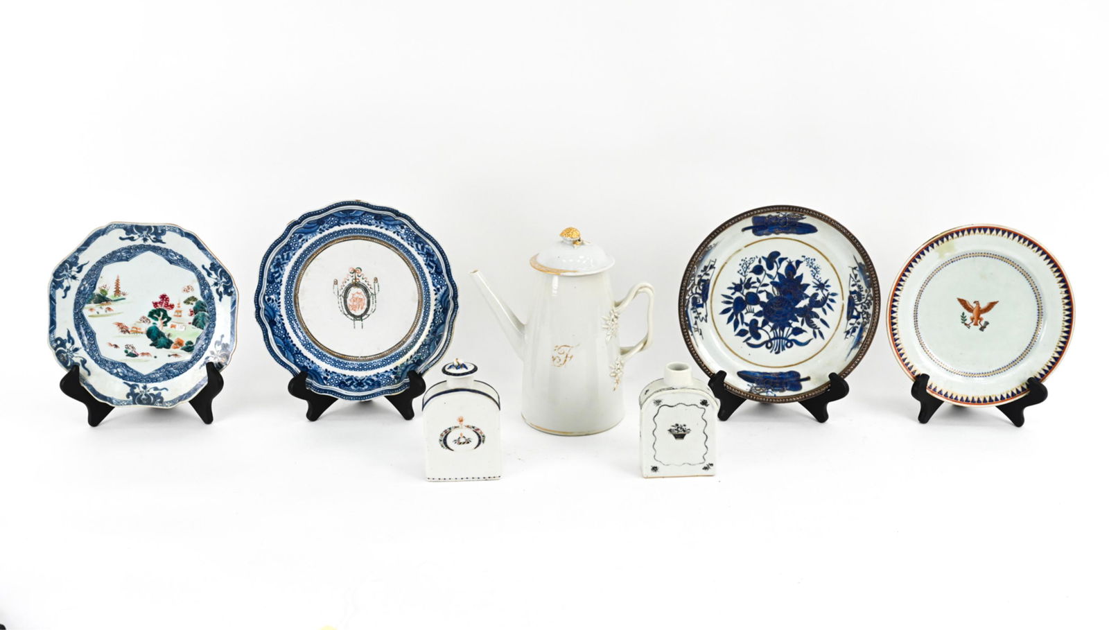 CHINESE EXPORT PORCELAIN GROUPING (1 of 20)