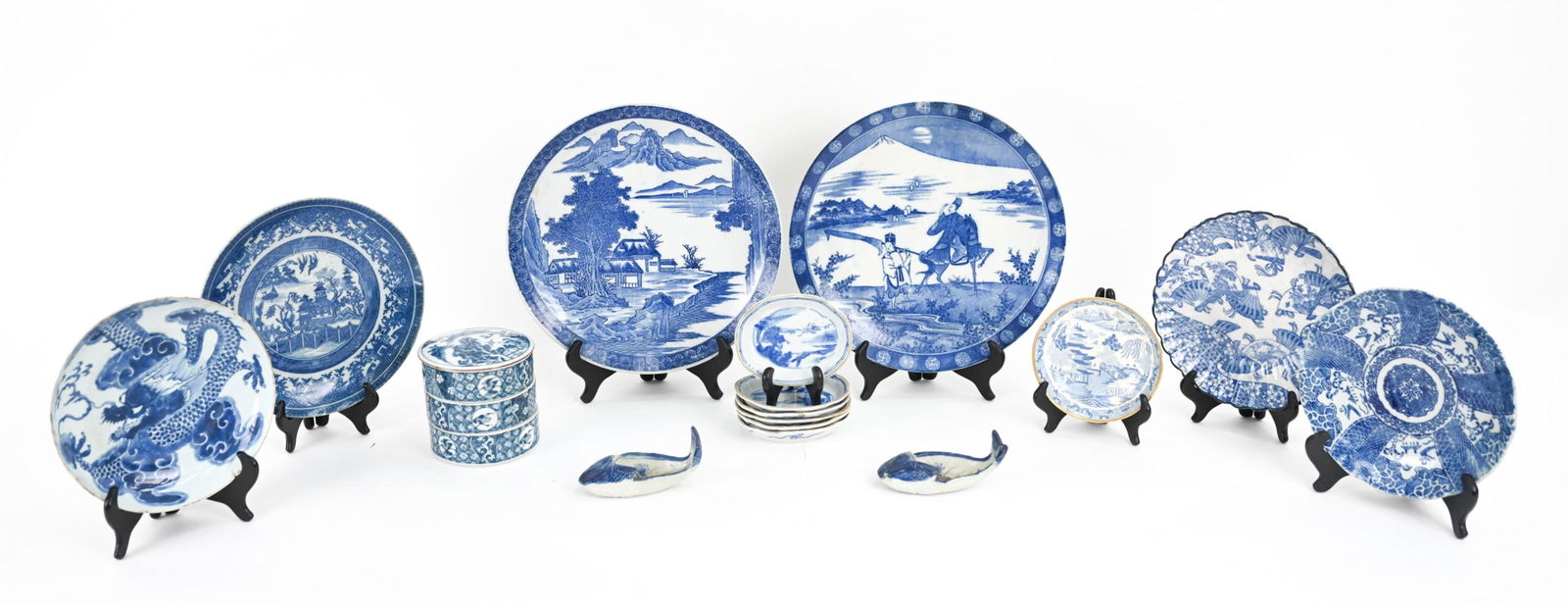 ASIAN BLUE & WHITE PORCELAIN GROUPING (1 of 20)