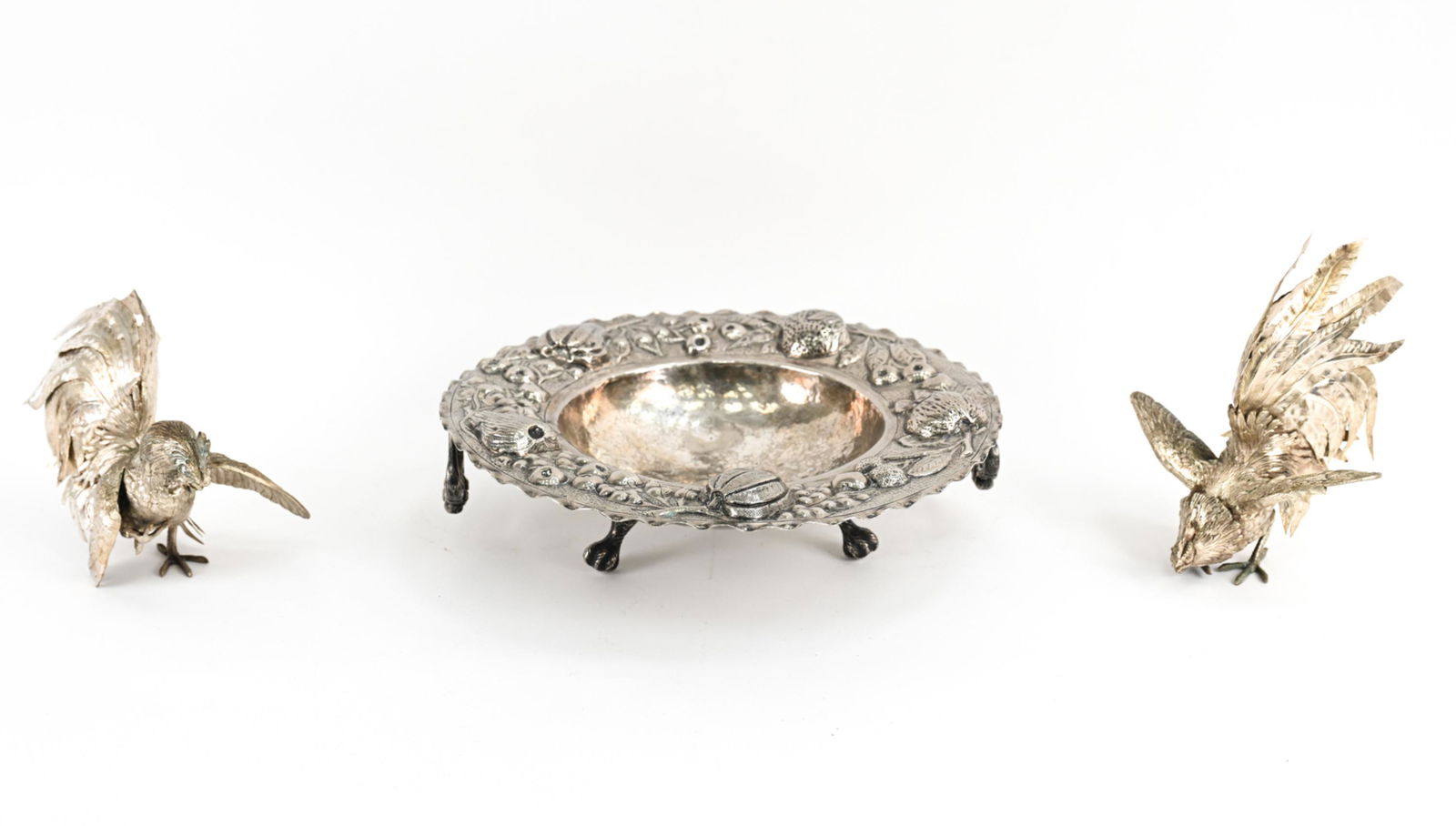 DECORATIVE SILVERPLATE GROUPING (1 of 19)